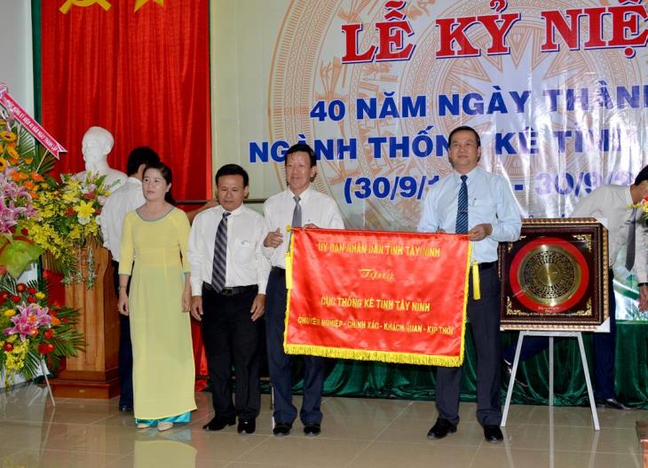 Cục Thống kê tỉnh Tây Ninh tổ chức Lễ kỷ niệm 40 năm ngày thành lập Ngành Thống kê tỉnh Tây Ninh